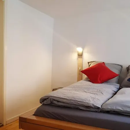 Low Budget Altstadtzimmer *